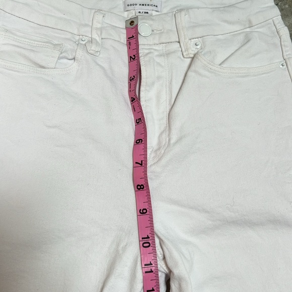 Good American White jeans. Size 6 /28 - Picture 5 of 12